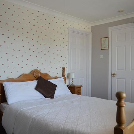 The Ilchester Arms Hotel, Ilchester Somerset Екстериор снимка