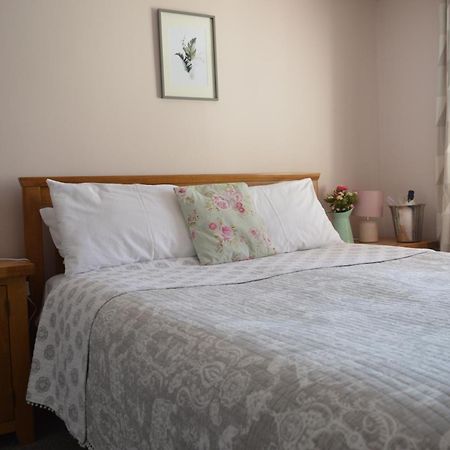 The Ilchester Arms Hotel, Ilchester Somerset Екстериор снимка