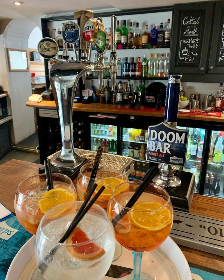 The Ilchester Arms Hotel, Ilchester Somerset Екстериор снимка