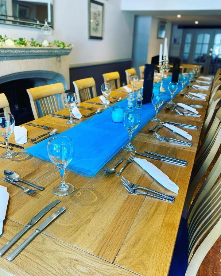 The Ilchester Arms Hotel, Ilchester Somerset Екстериор снимка