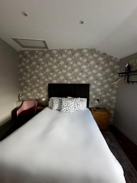 The Ilchester Arms Hotel, Ilchester Somerset Екстериор снимка