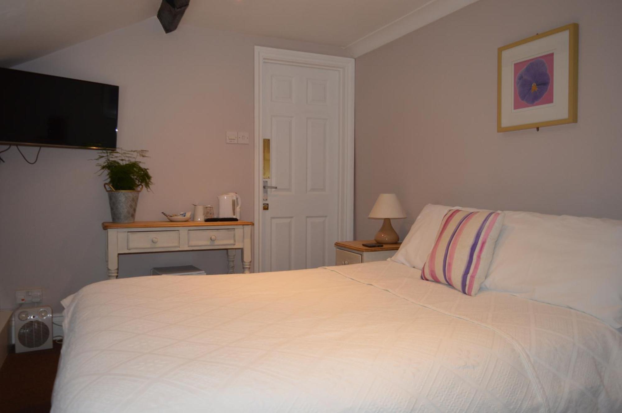 The Ilchester Arms Hotel, Ilchester Somerset Стая снимка