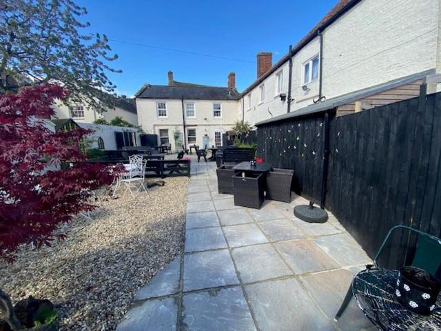 The Ilchester Arms Hotel, Ilchester Somerset Екстериор снимка